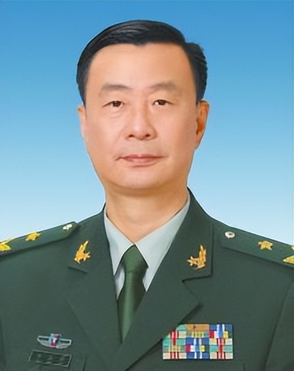 中共四川省第十二屆委員會常委簡歷