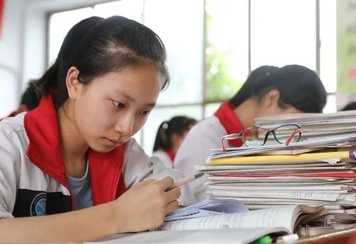 资深班主任坦言：高考超常发挥的学生，往往具有这些特征