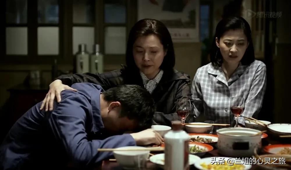 父母爱情：安家兄妹三人，共九个孩子，七个当了兵，在当时正常吗