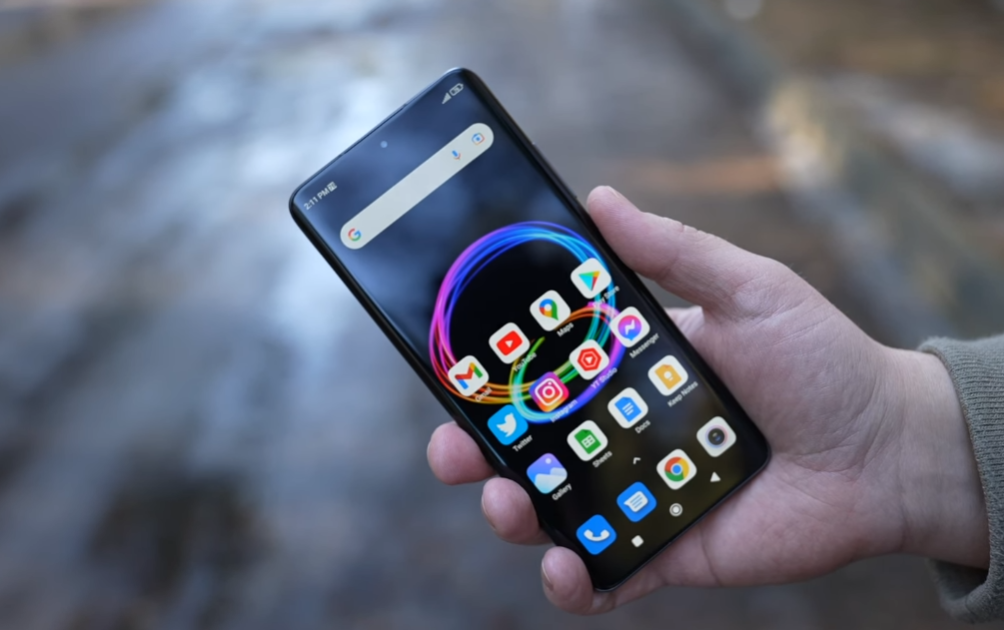 你愿意花多少钱买一部手机？4款优秀的中端机推荐，花小钱办大事