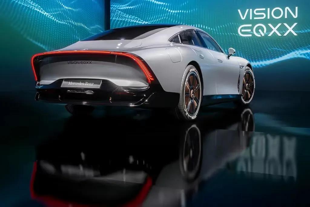 纯电续航超1000公里的奔驰VISION EQXX，是吹牛还是装了核电池？