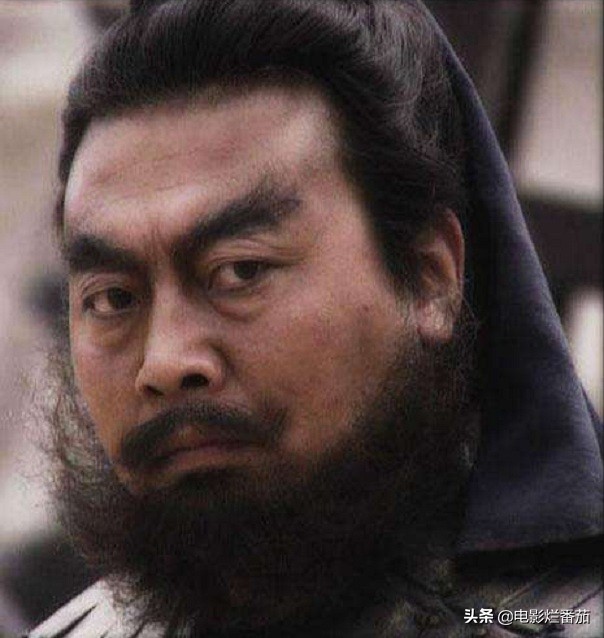 为什么欧美帅哥是“肌肉猛男”，而亚洲偏爱“阴柔小生”？