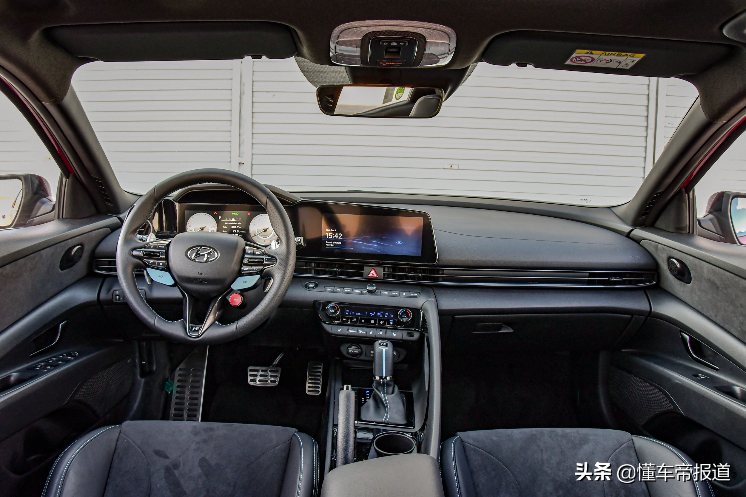 试驾｜激发最原始驾控欲望，用伊兰特N征服赛道是种什么体验？