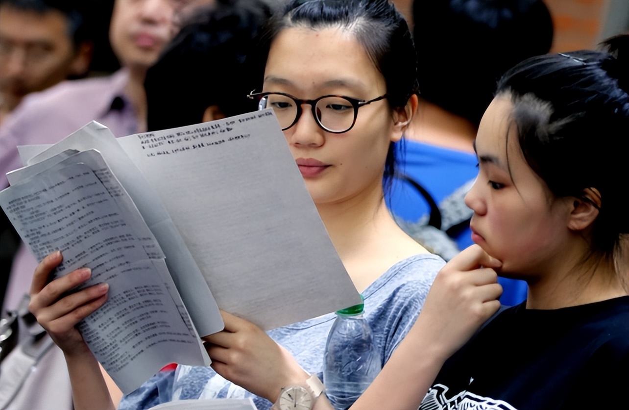 高考政策有变动，多所985高校公布不再招收特长生，家长要了解