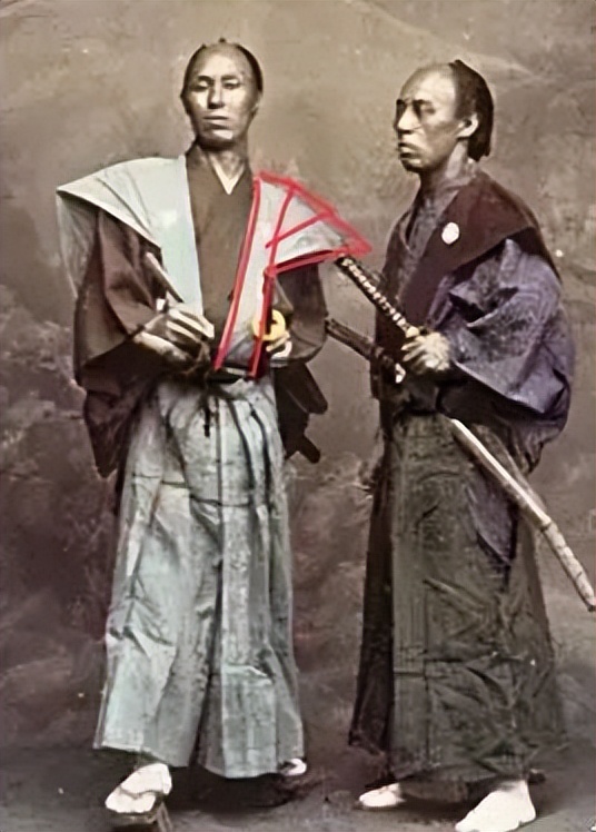 古装剧丧葬风我忍了，可欧美风和日韩风是什么鬼？