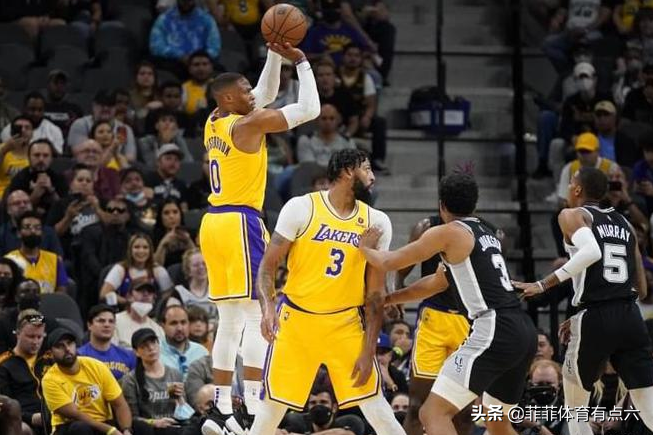 欧文为什么改变nba(詹姆斯联手欧文原因找到！名嘴：欧文更适合湖人，威少投射成问题)