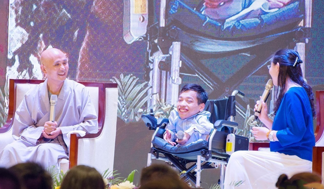 7米女秘书生儿子,成功逆袭