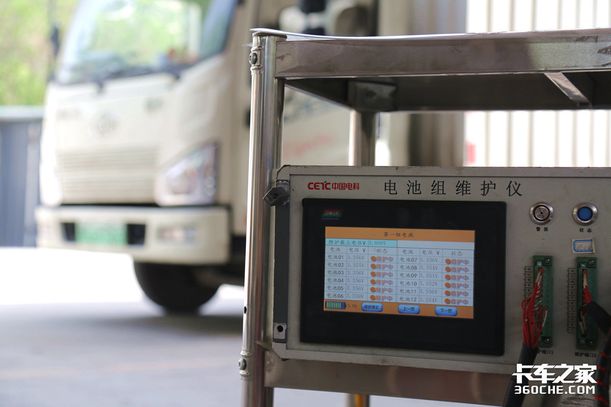 解放轻卡人物传，29岁成为维修部主任，开挂的人生是什么体验？