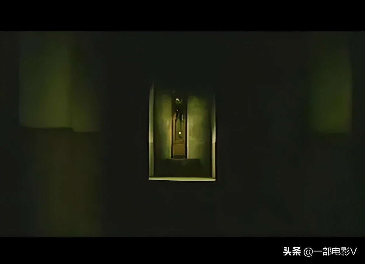 岛国四大推理奇书之首，号称最难懂的电影之一