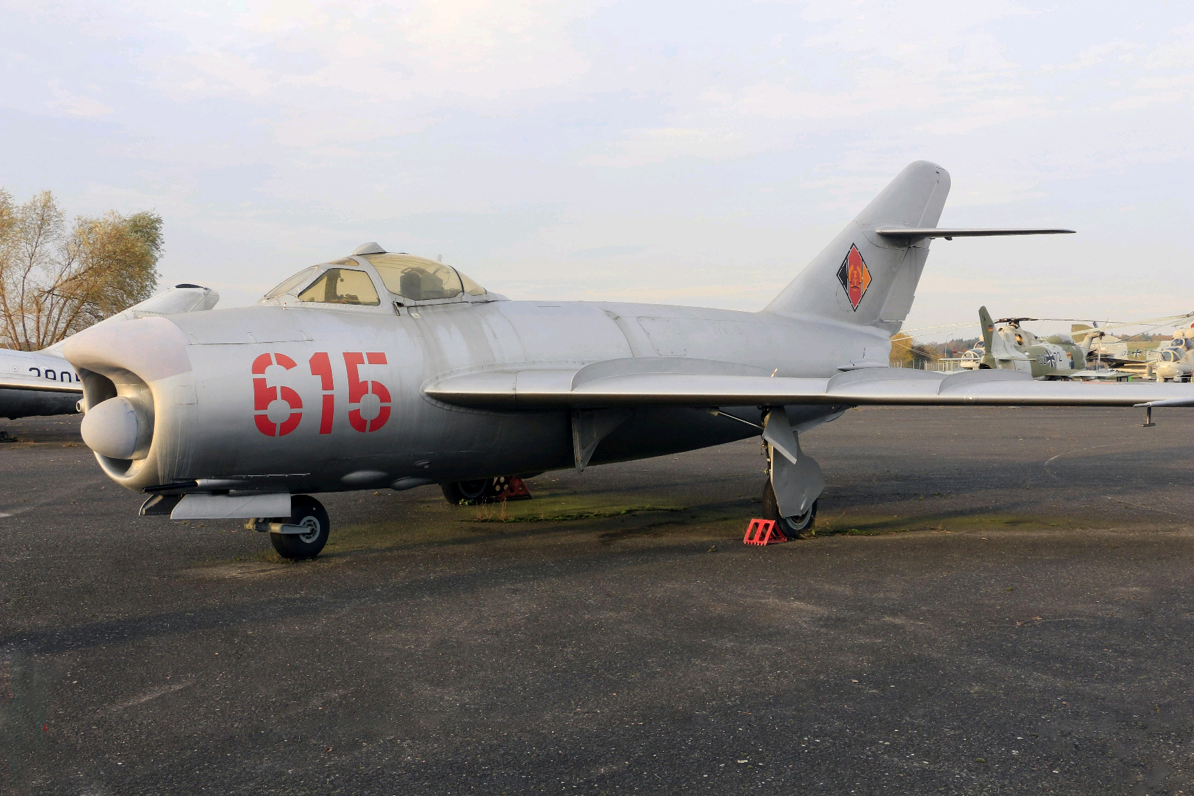 9,米格-17 战斗机/训练机