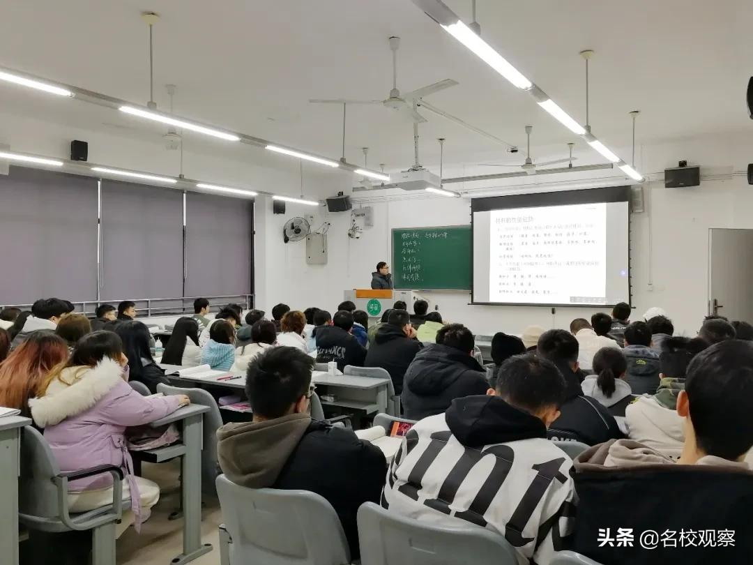 生机勃勃，奋斗不止！开学第一天，西华大学校园，元气满满