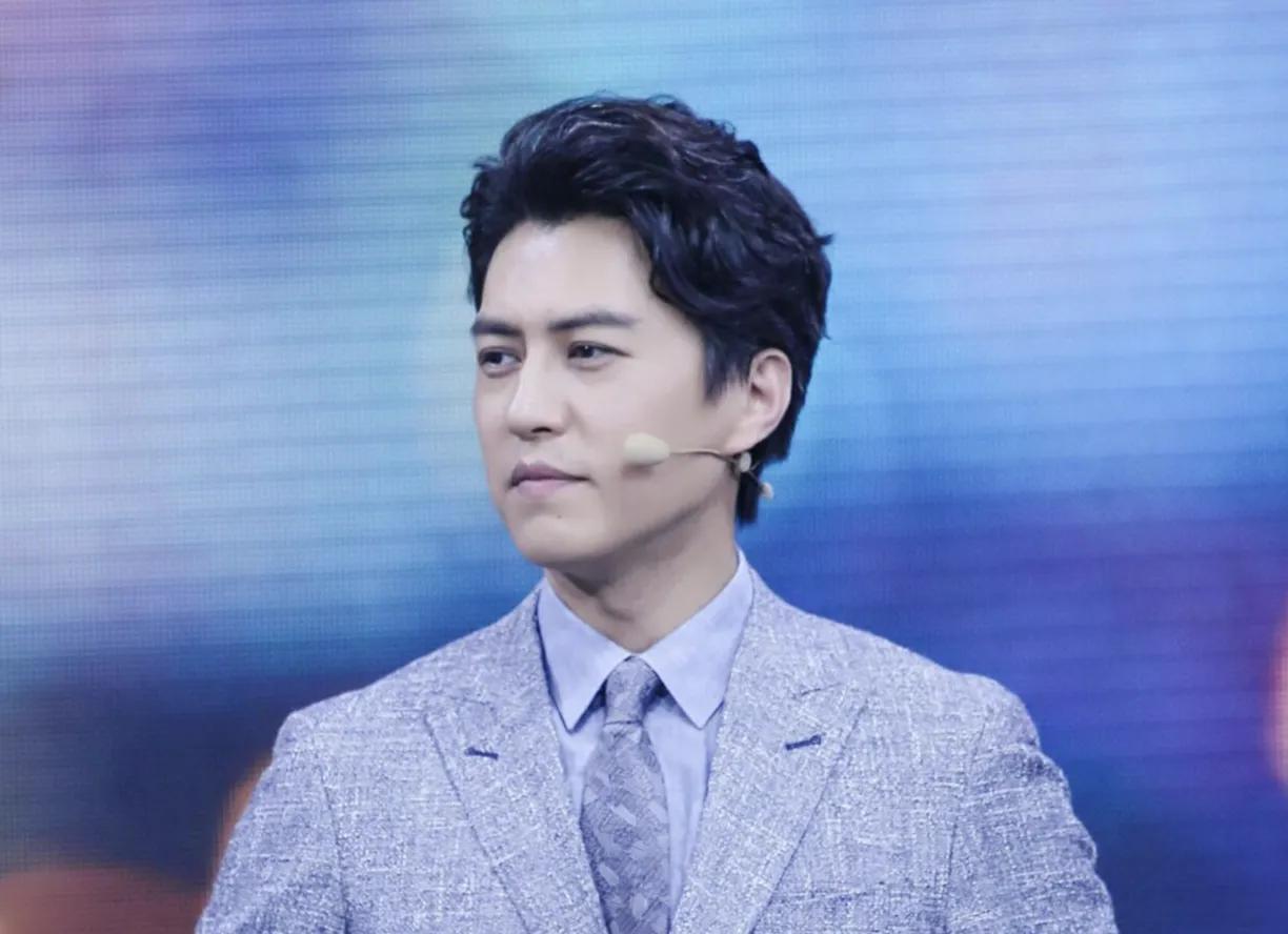 男女演员各领风骚影视界，你对哪位男演员最喜爱？