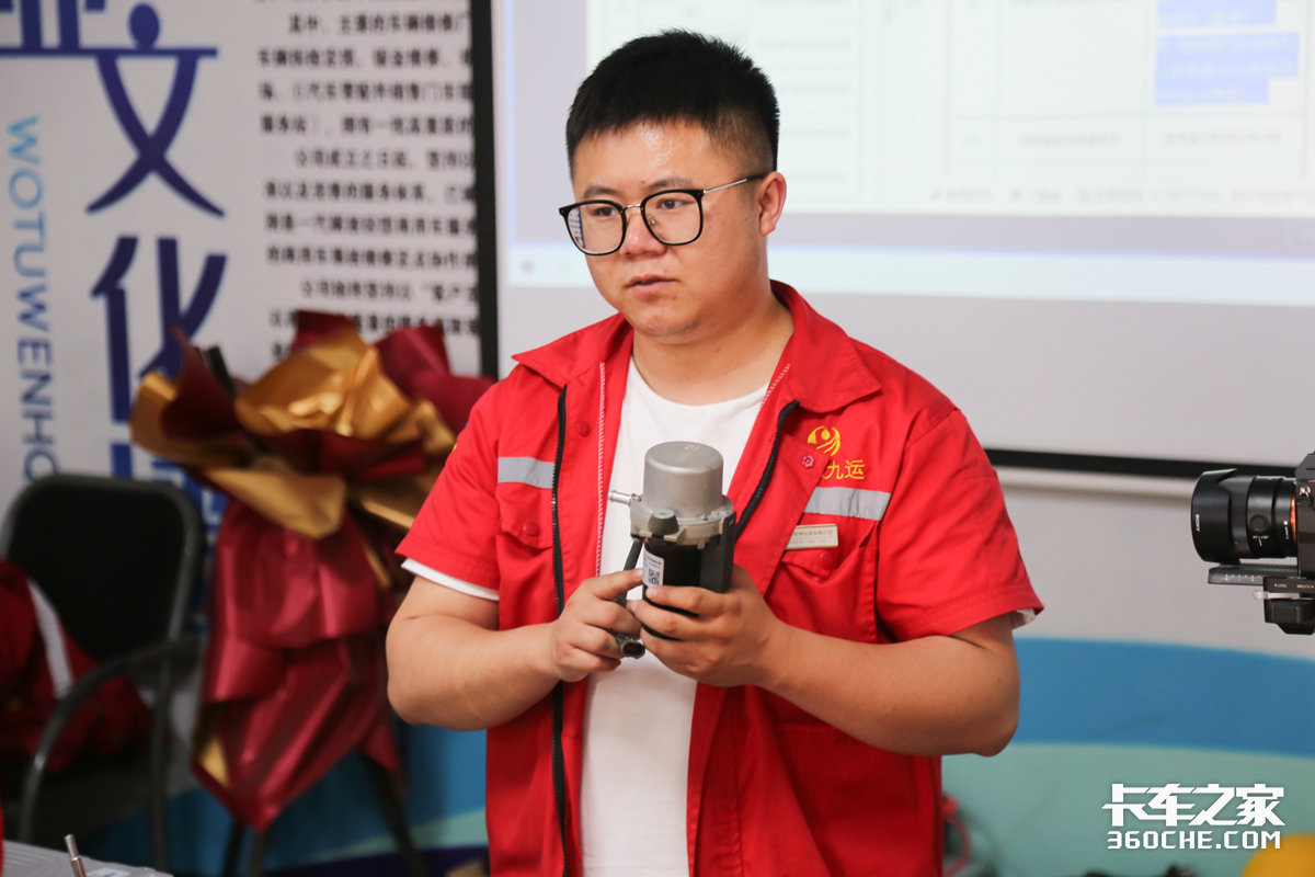 解放轻卡人物传，29岁成为维修部主任，开挂的人生是什么体验？