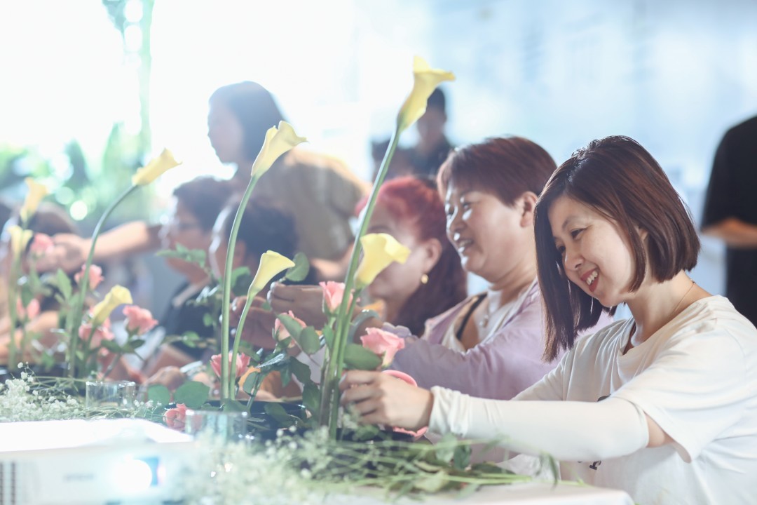 康成女院签约落地阿朵中信书店，为更丰盈的人生而来