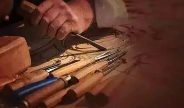 80年代，一位东北公交司机声称自己能把“水变油”，后来怎样了？