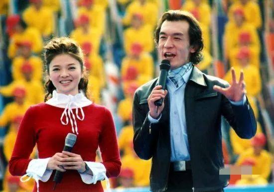 文清：辞掉女主播后沦为18线，嫁名医被宠成宝，生下儿子人生圆满