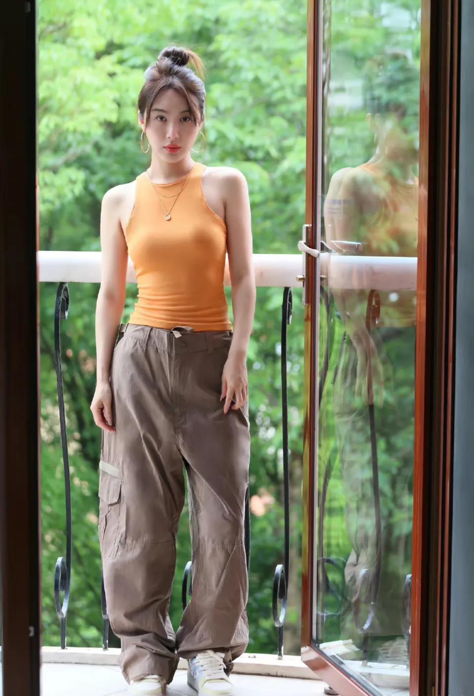 资深少女李菲儿