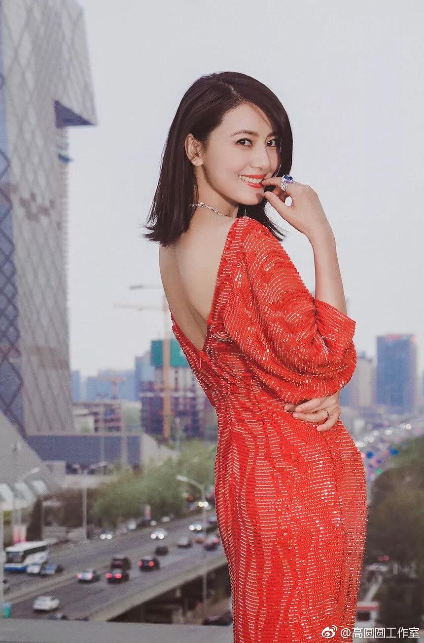 气质脱俗 美丽佳人高圆圆