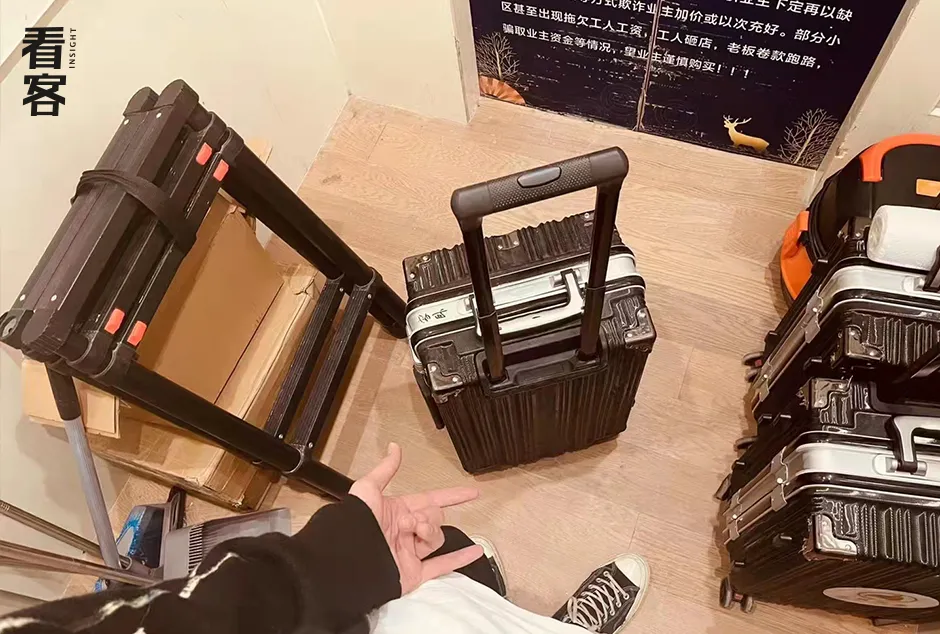 做家政的90后男生,让阿姨们饭碗不保