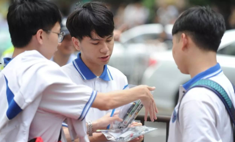 2022高考恐成“最难年”，部分考生或无缘本科，成绩再优秀也白搭