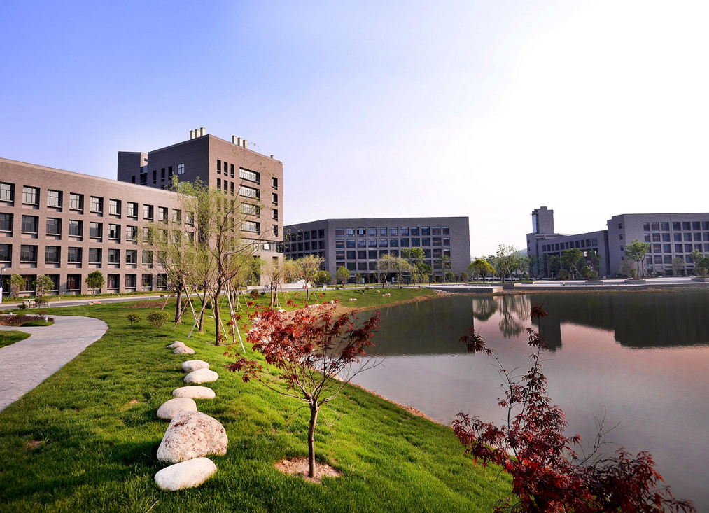 这所双非大学太厉害了！深受2022年考研学子欢迎，增幅高达43.5%