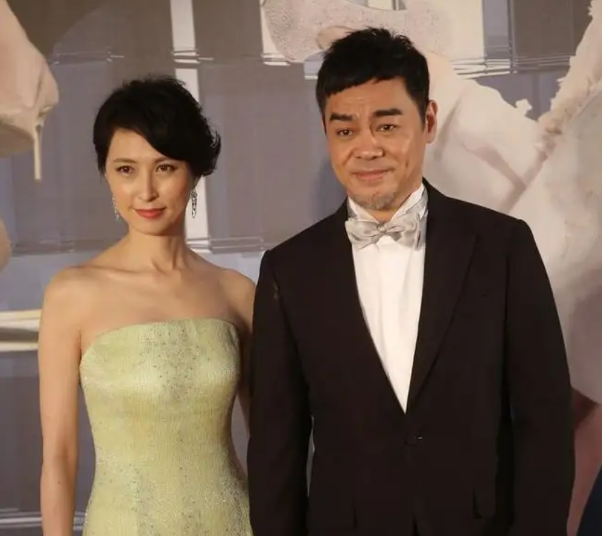 真没想到，这10对明星夫妇是丁克，有人养猫，有人把狗当亲人