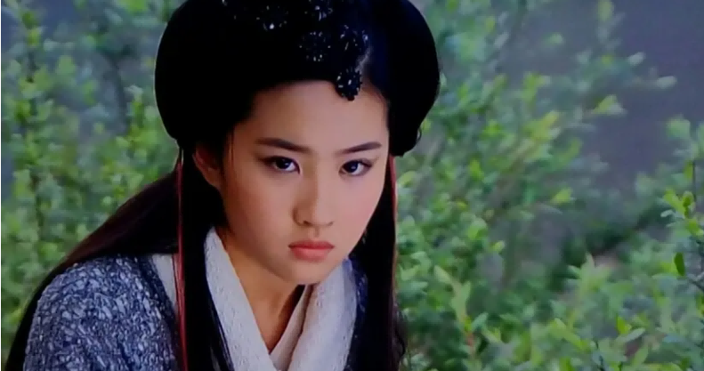 给“公主演得最好的10个演员”排个名，戚薇倒数，赵丽颖仅排第五