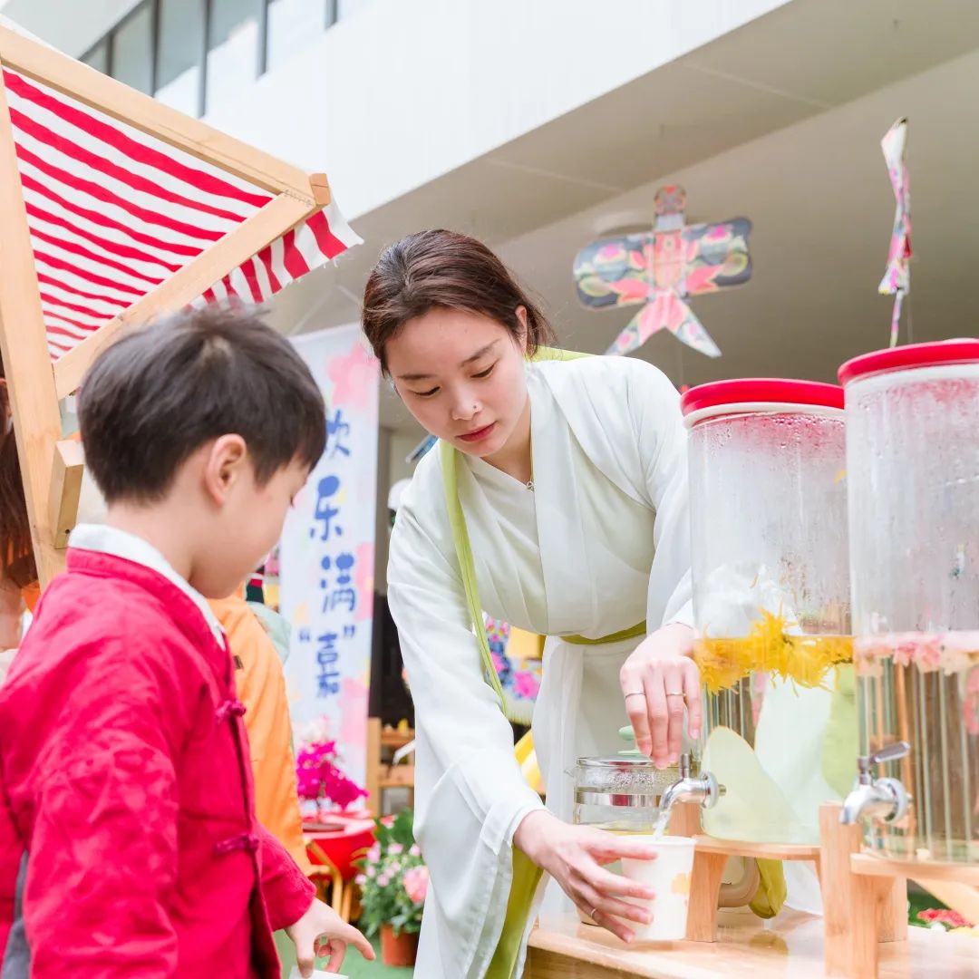 汉服体验、美食大赏、亲近野生动物……这样的春日活动真让人羡慕