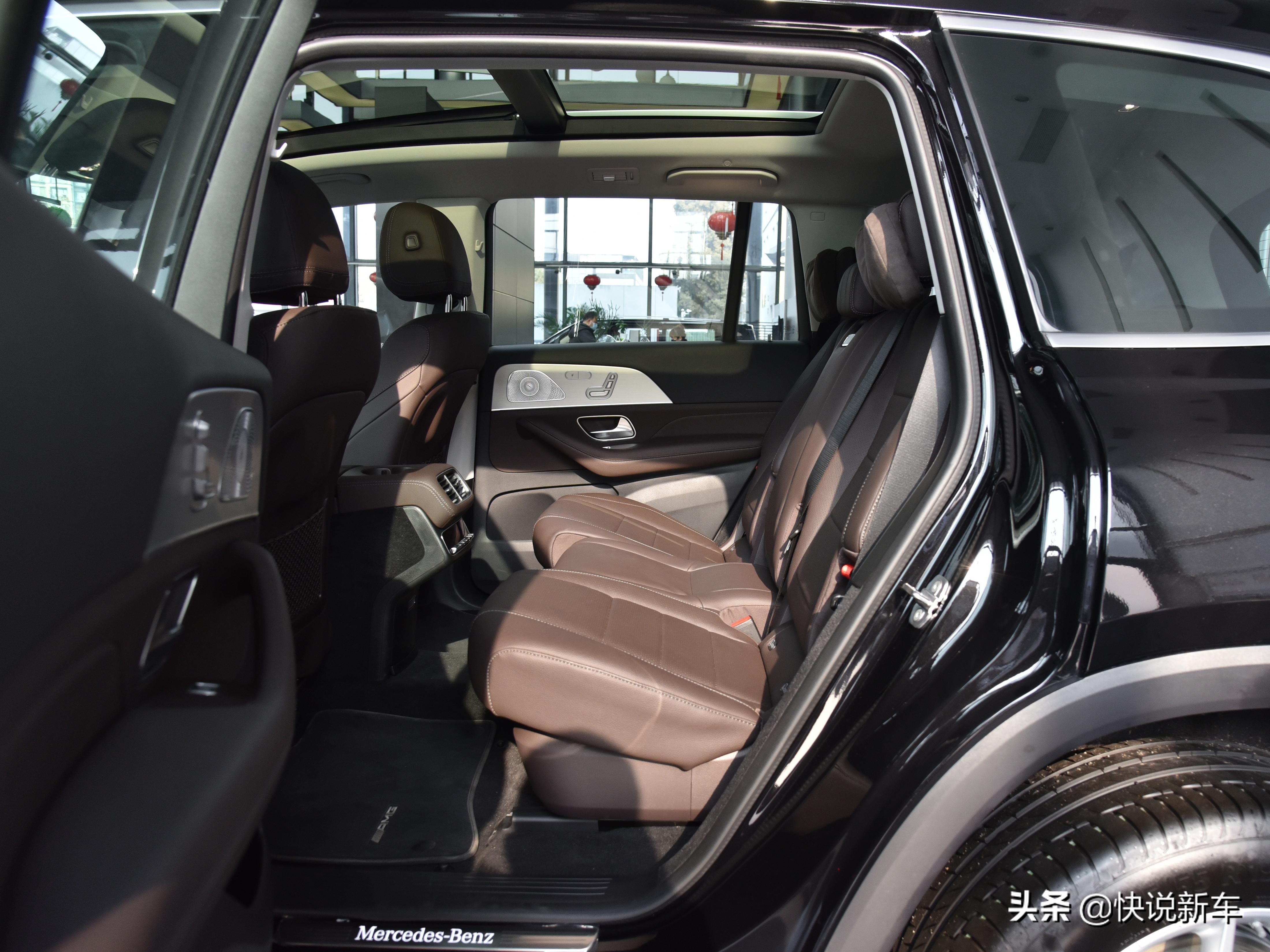 百万豪车，全尺寸SUV，内饰豪华，实拍奔驰GLS