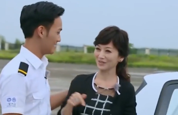 盘点七位出轨女明星，董洁出轨却先发制人，刘晓庆姜文被“捉奸”