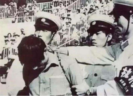 “山西贼王”王彦青：带11名狱友挖地道越狱，逃亡路上还英雄救美
