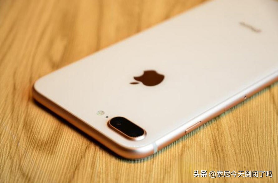 iPhone8P升级iOS15.6beta3，续航好，游戏不卡，目前最好的系统