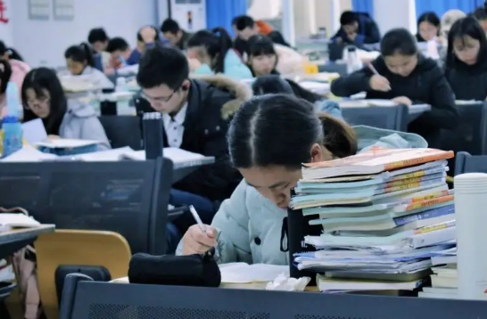 看似好考、实则难度暴增，这些“考研刺客”，考生需谨慎报考