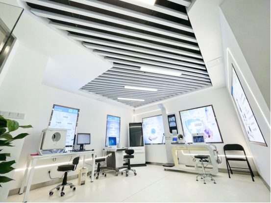 如何将智慧养老服务嵌入“一刻钟便民生活圈”？