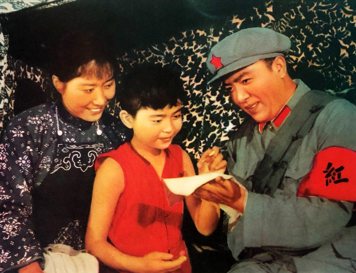 “潘冬子”祝新运：12岁走红，娶化妆师为妻，如今60岁了