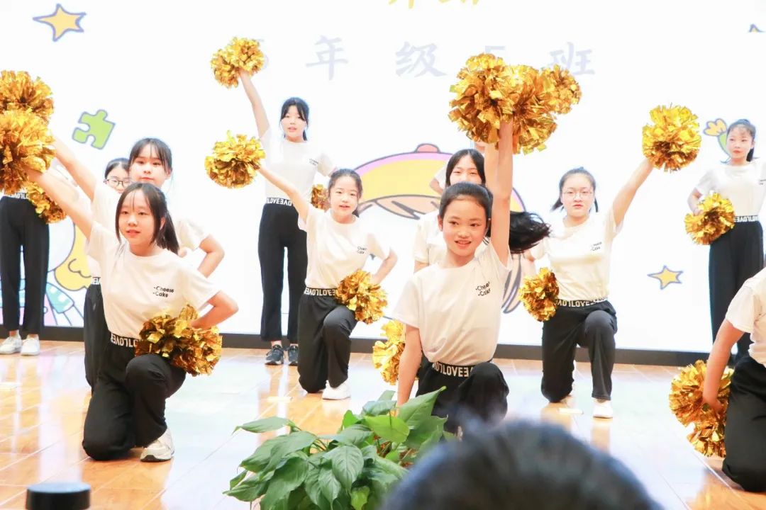 彭镇小学第十四届校园艺术节节目海选暨文艺展演活动如火如荼进行