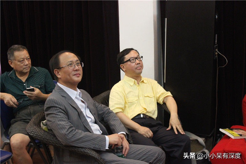 邱震海已正式离开凤凰卫视?邱震海:做一名有思想有担当的媒体人