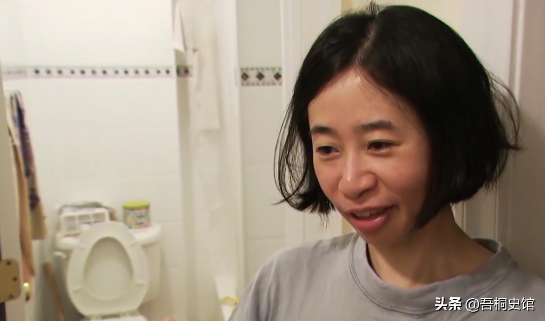 纽约大姐一条裤子连穿13年，上厕所从不用纸，13年后省出了一套房