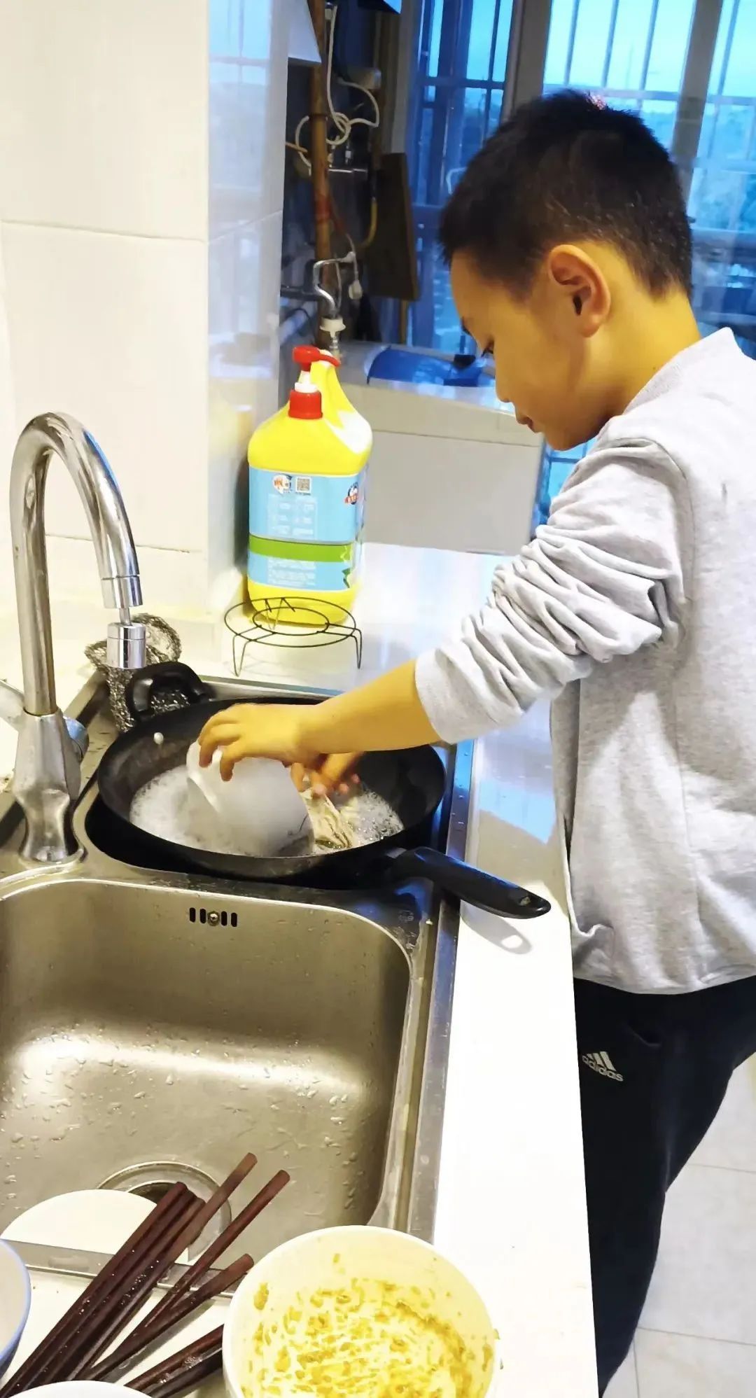 家庭小能手 劳动来创造｜双流区实验小学外国语学校践行劳动教育