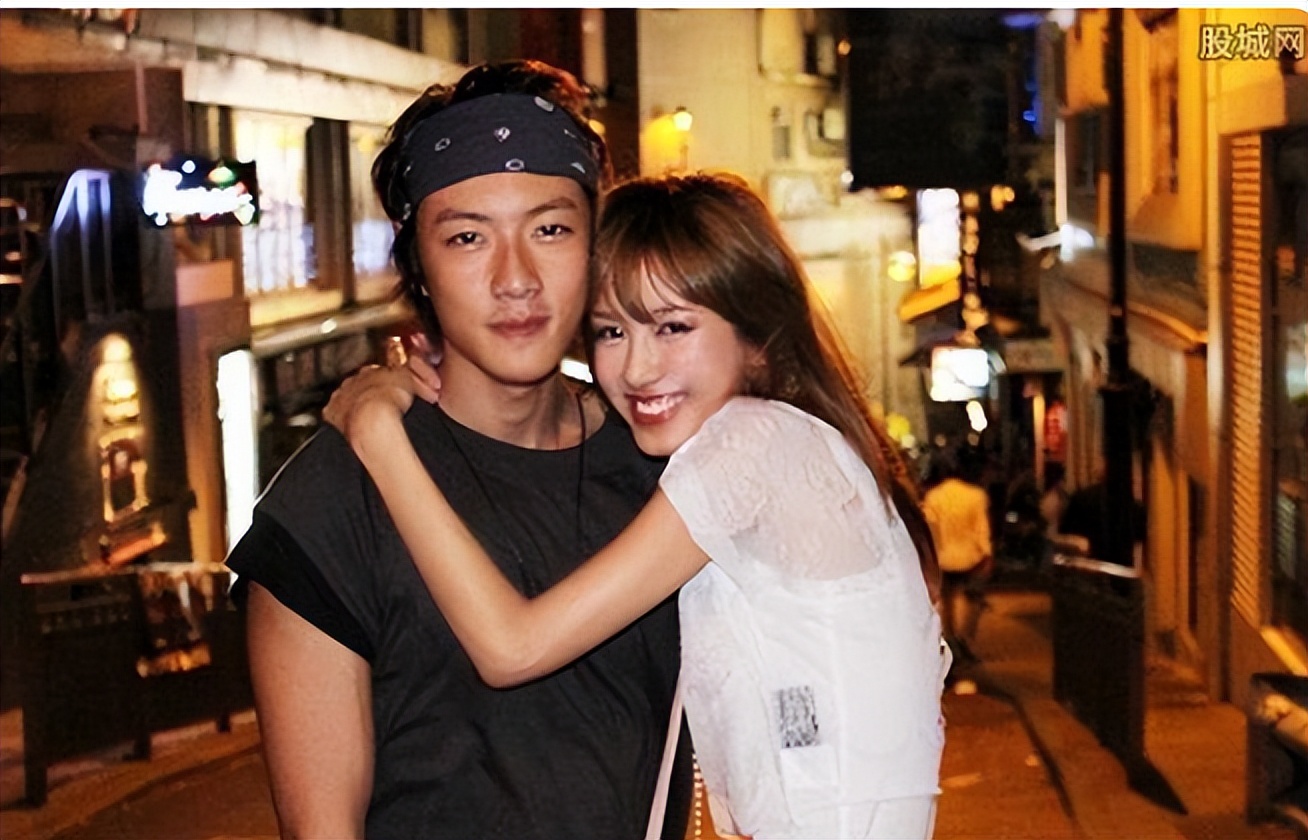 张子萱：不困于旧事，晒日常半袖过万，包2万多