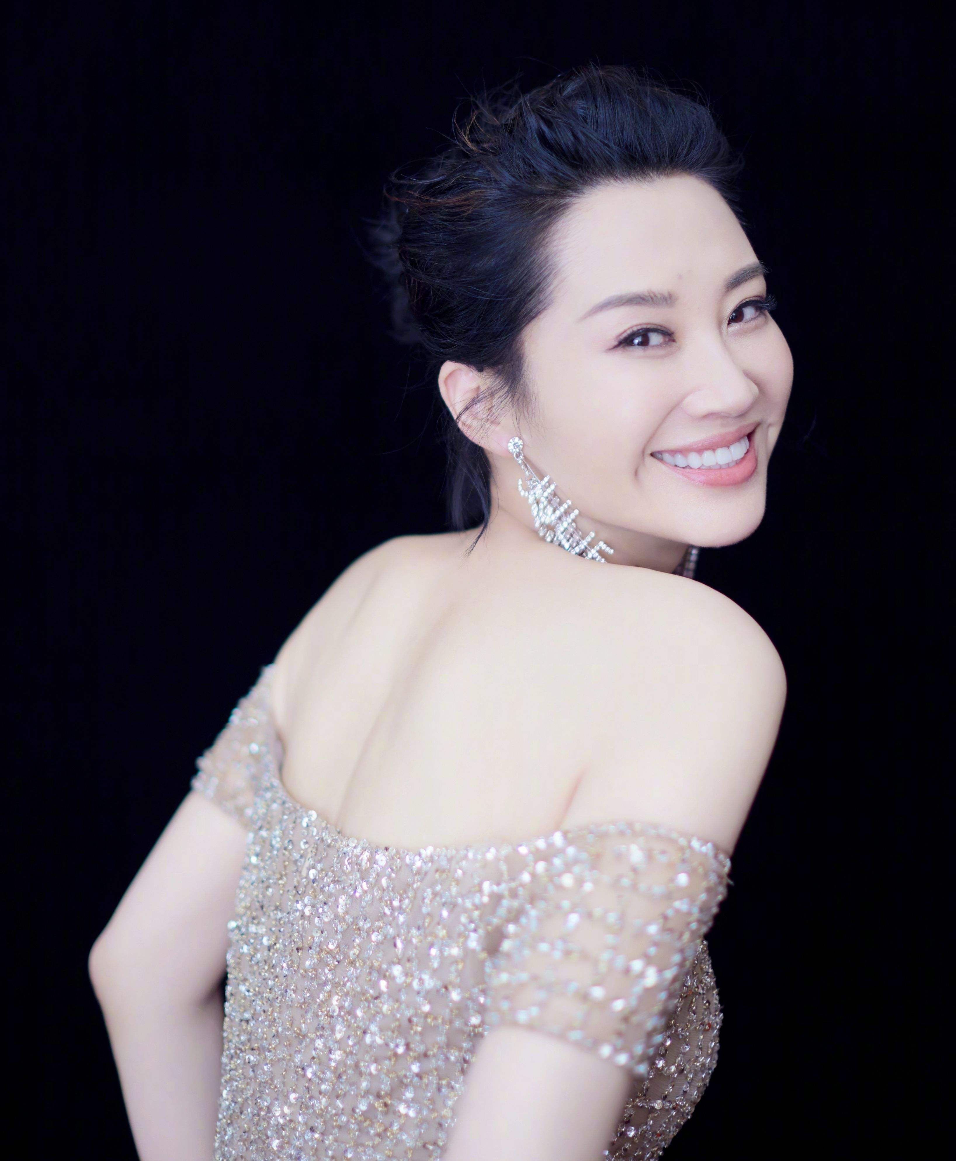 中国十大至今未婚的知名女星颜值盘点（35岁以上）