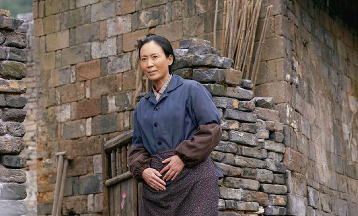 知名演员钱洁：新剧演赵丽颖妈，戏里戏外是“幸福妈”，儿子可爱