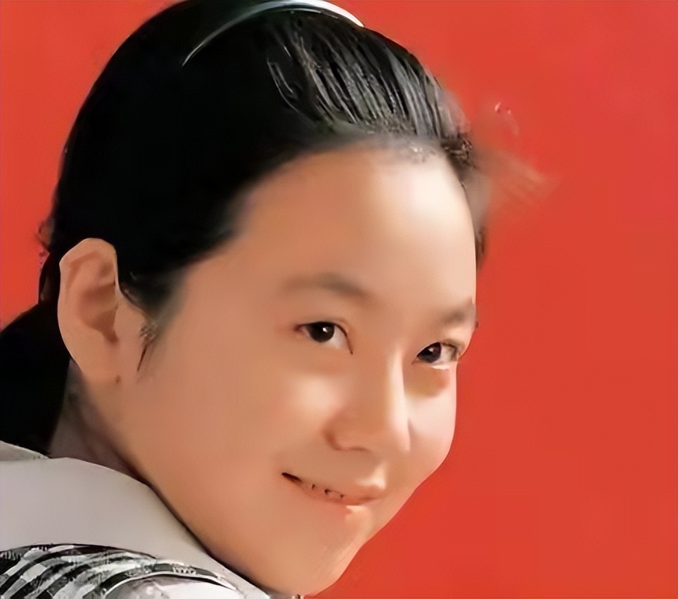 不仅名气大，军衔也高到吓人！这12个明星，个个一身正气堪称清流