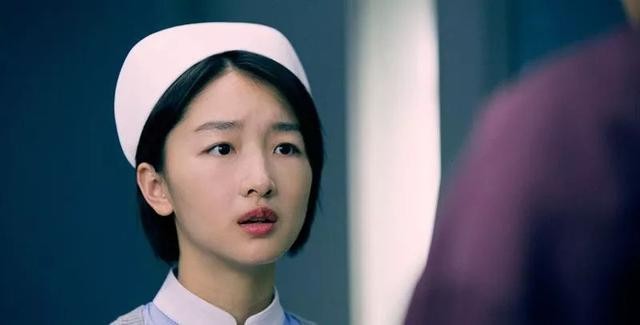 同样是演护士，把朱茵，张柏芝，赵丽颖放在一起，差别就出来了