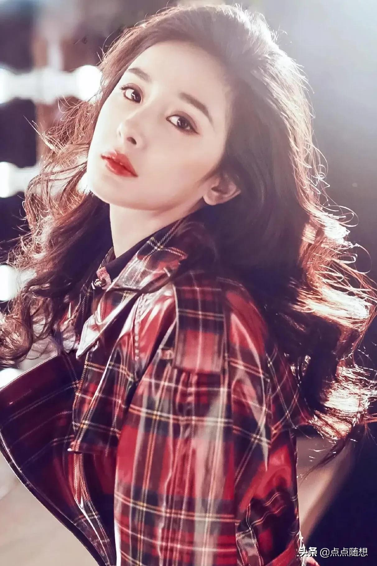 四小花旦之首--杨 幂