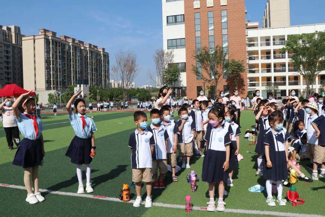 羊山外国语小学东校区与百花幼儿园开启(图9)