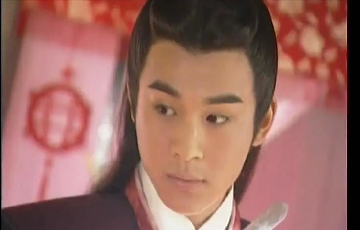 五官不端正就别演古偶了，所谓“玉面小郎君”，还得看这10位明星