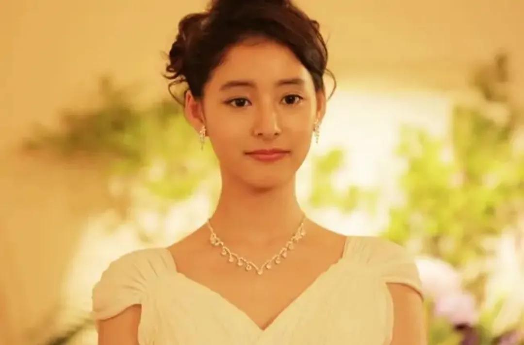 新木优子：邻家少女风的电影，百看不厌