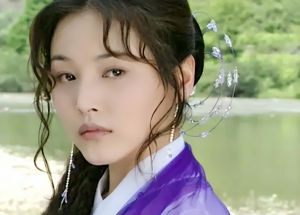 20年后再看《小李飞刀》：但凡男主丑一点，都压不住这一众美人