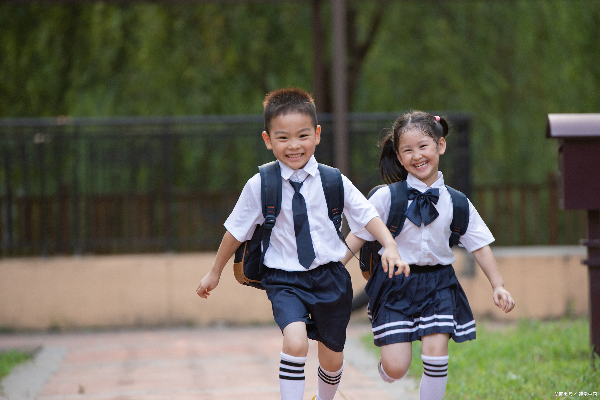 学生写作有三宝：比赛演讲考不好，这不怪孩子，看老师给你写范文